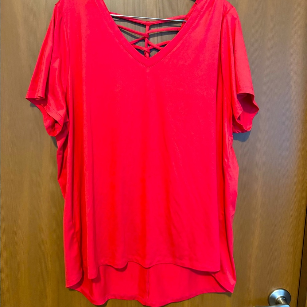 LIVI activewear T-shirt. Size 2